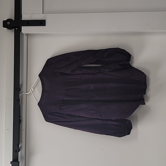 Flowy Blouse - Picture 2 of 2